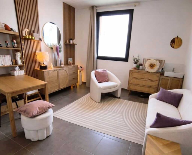 Cabinet HEURIPSY au Pôle Santé de Saint-Selve : espace de consultation pour les séances individuelles et de couple